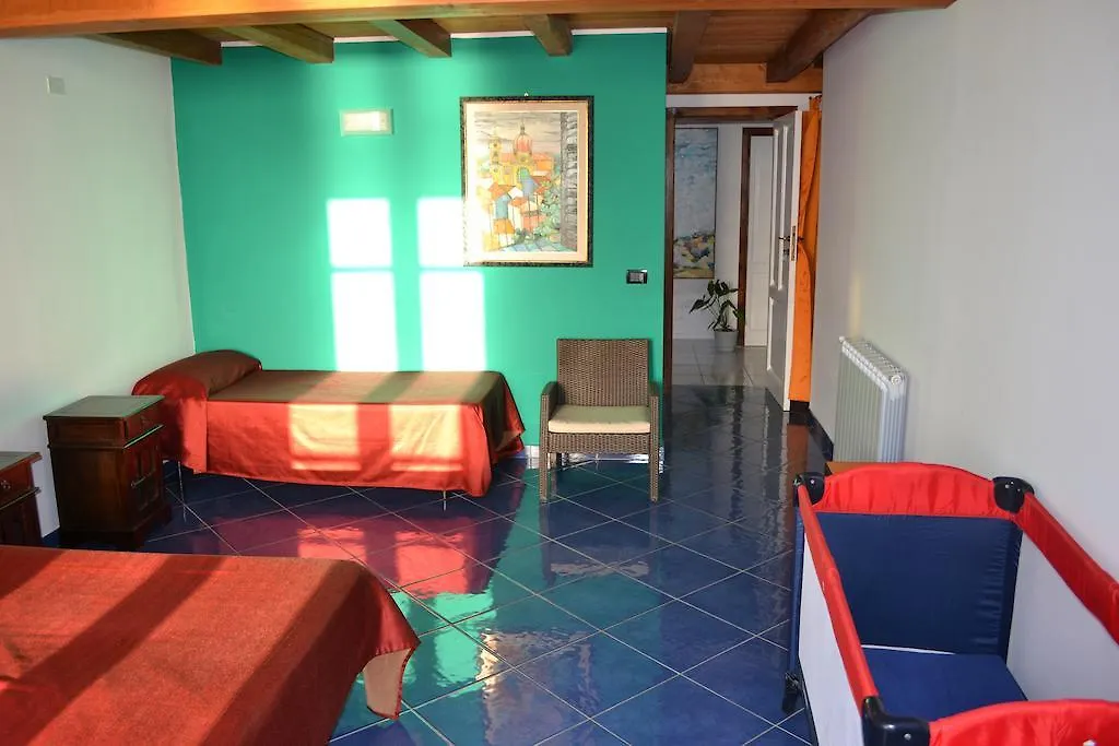 Hotel Bed& Breakfast Maredomus à Milazzo Maison d'hôtes