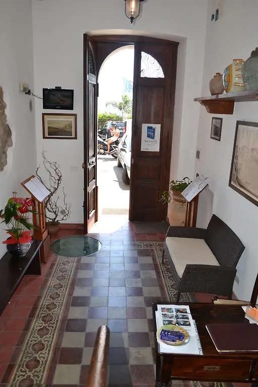 Bed& Breakfast Maredomus Hotel Milazzo Guest house