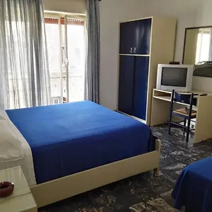 Pensión Affittacamere Al Centro Di, Milazzo
